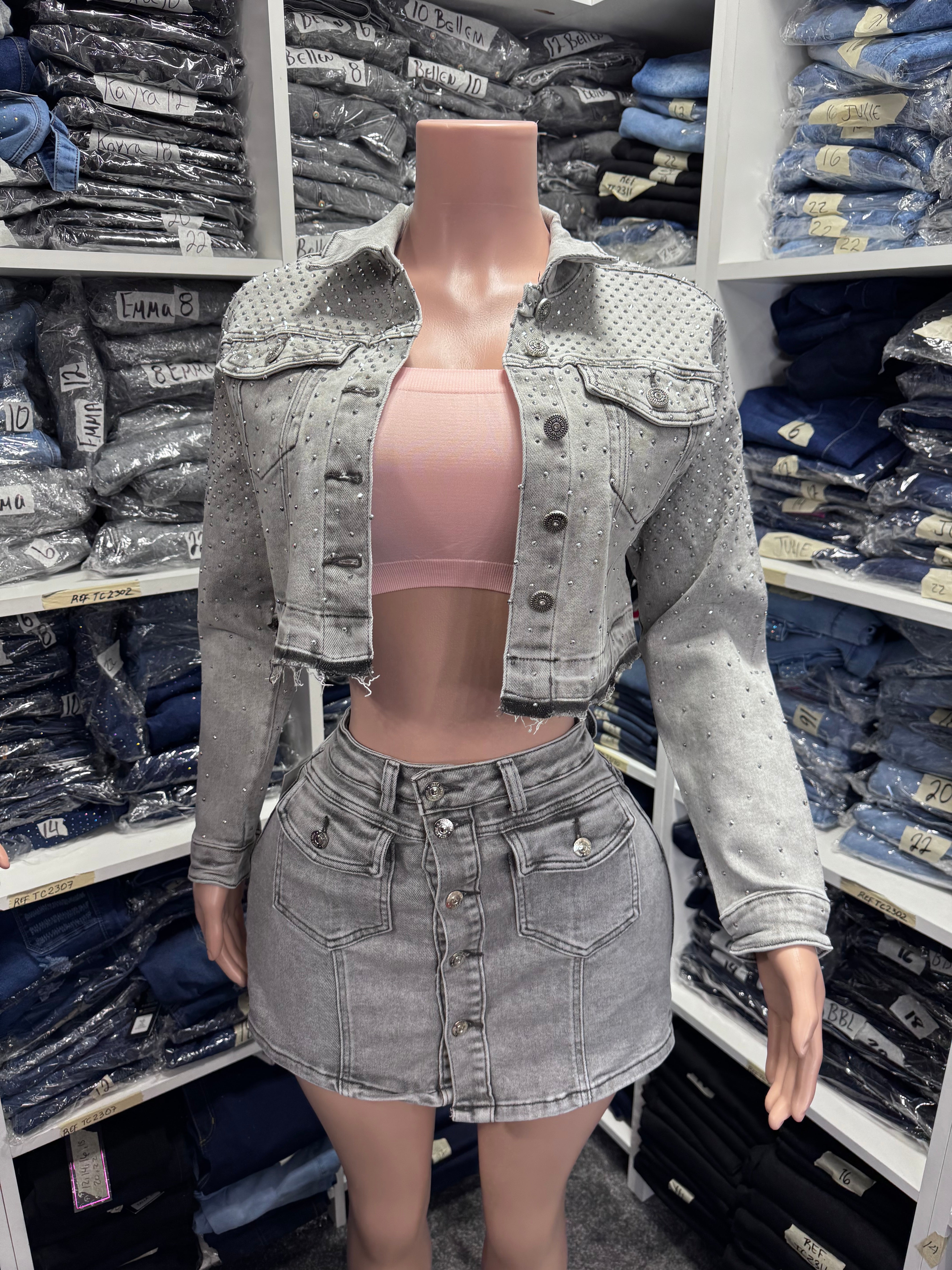 3026 Jean Jacket color gris con piedras color gris