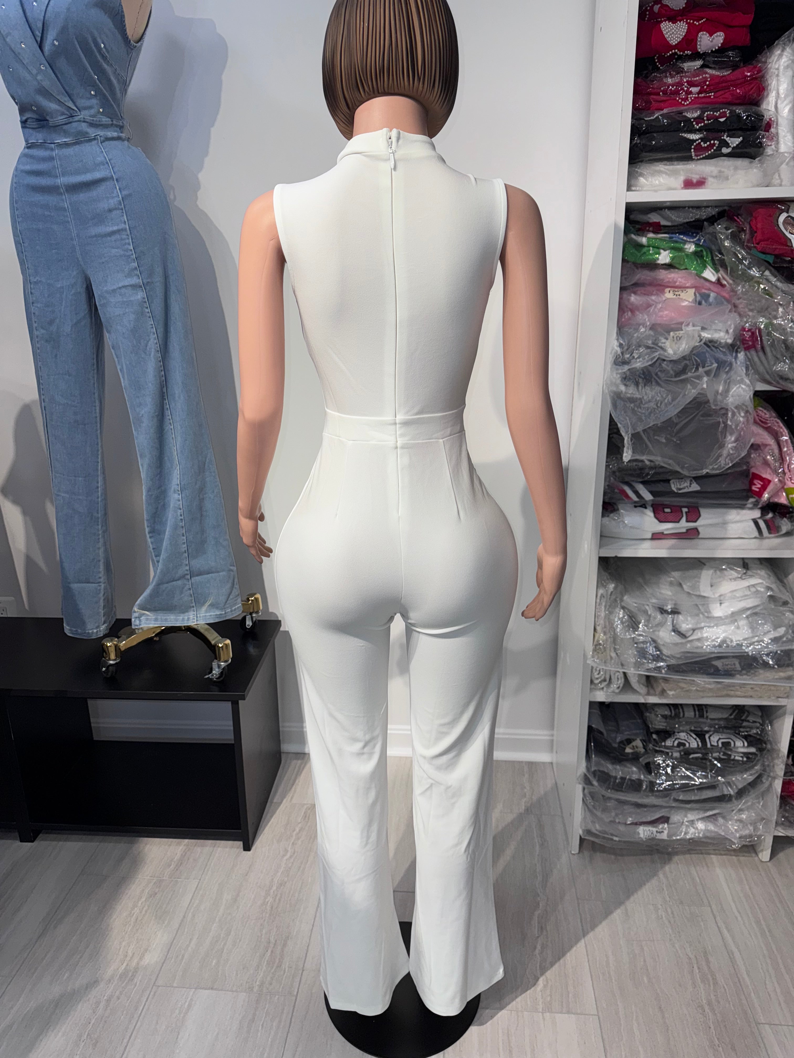 JP23737 Jumpsuit with floral design