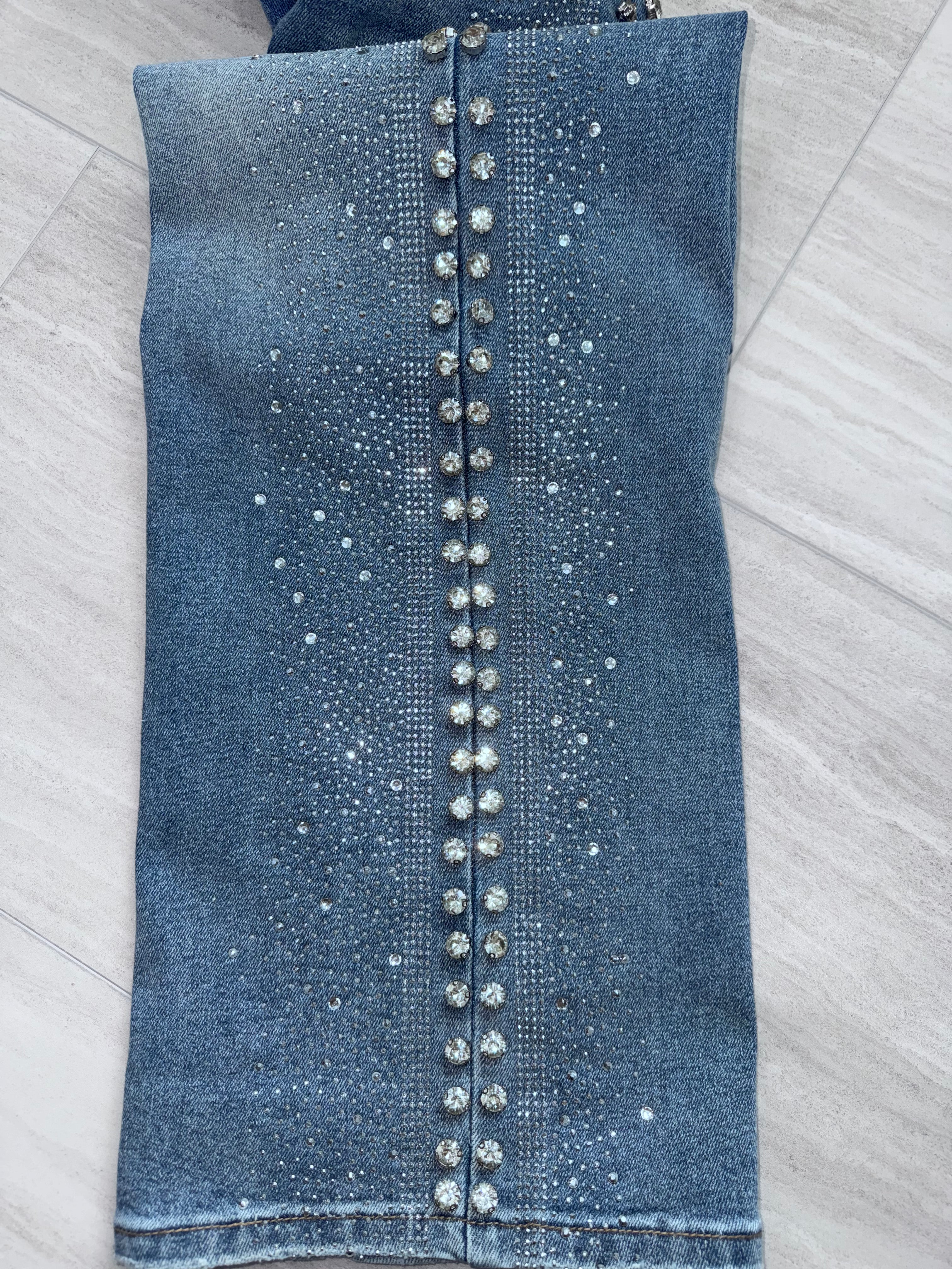 SO 438 Crystal Cascade High-Waisted Jeans with Rhinestones Straight Leg