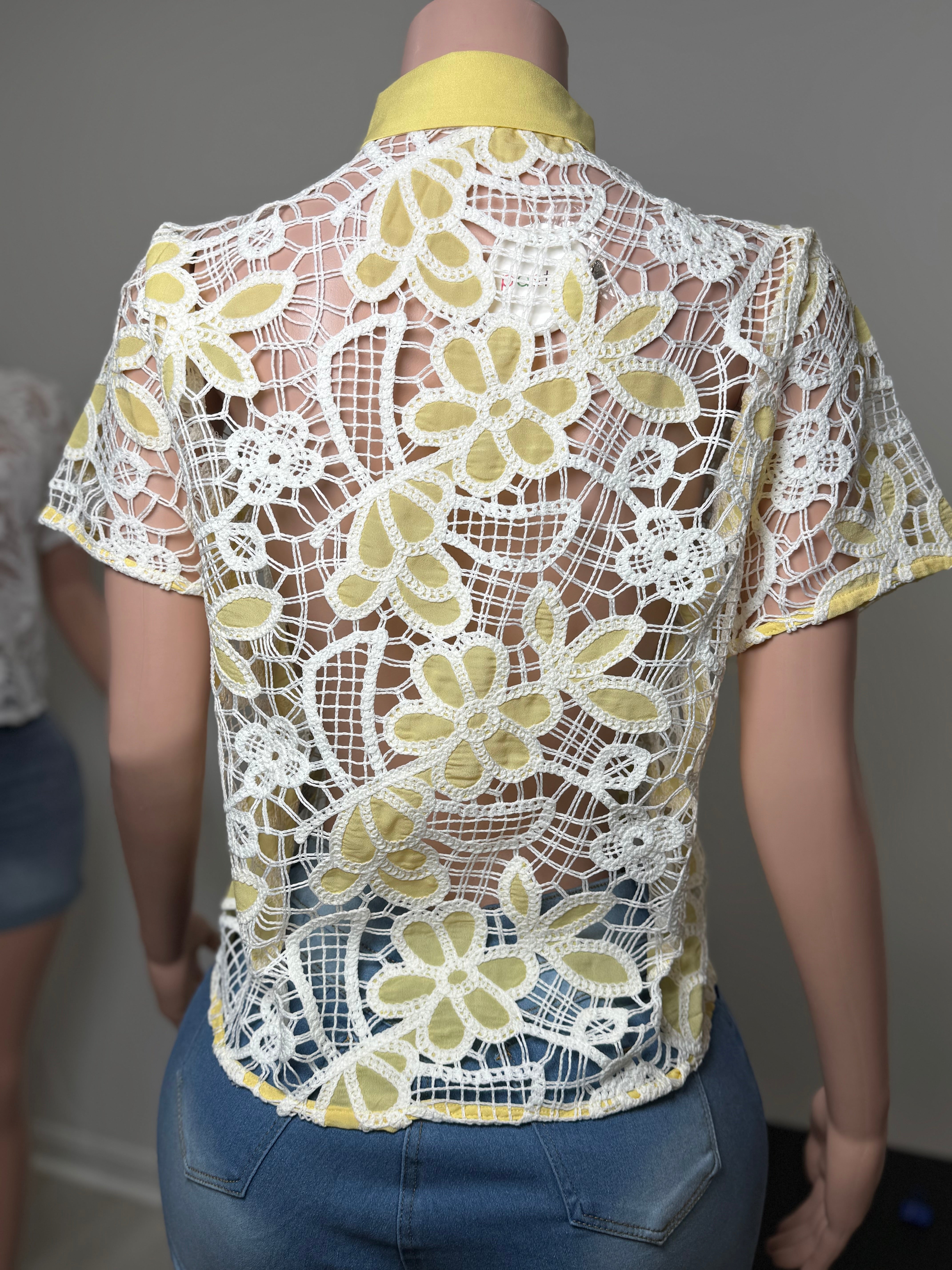 TX70853 Garden Bloom Lace Blouse