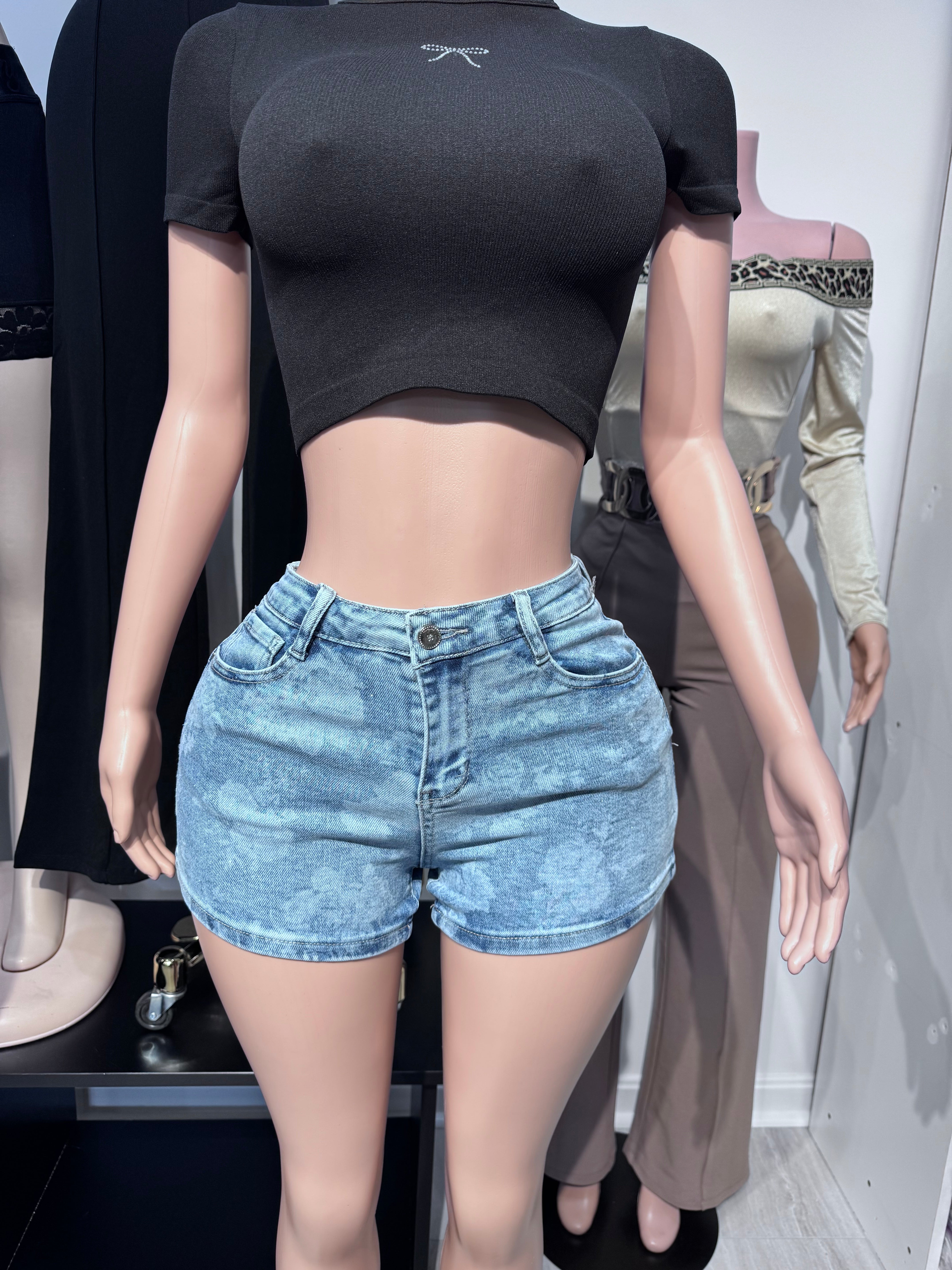 NR3126 Ice Wash High-Rise Denim Shorts