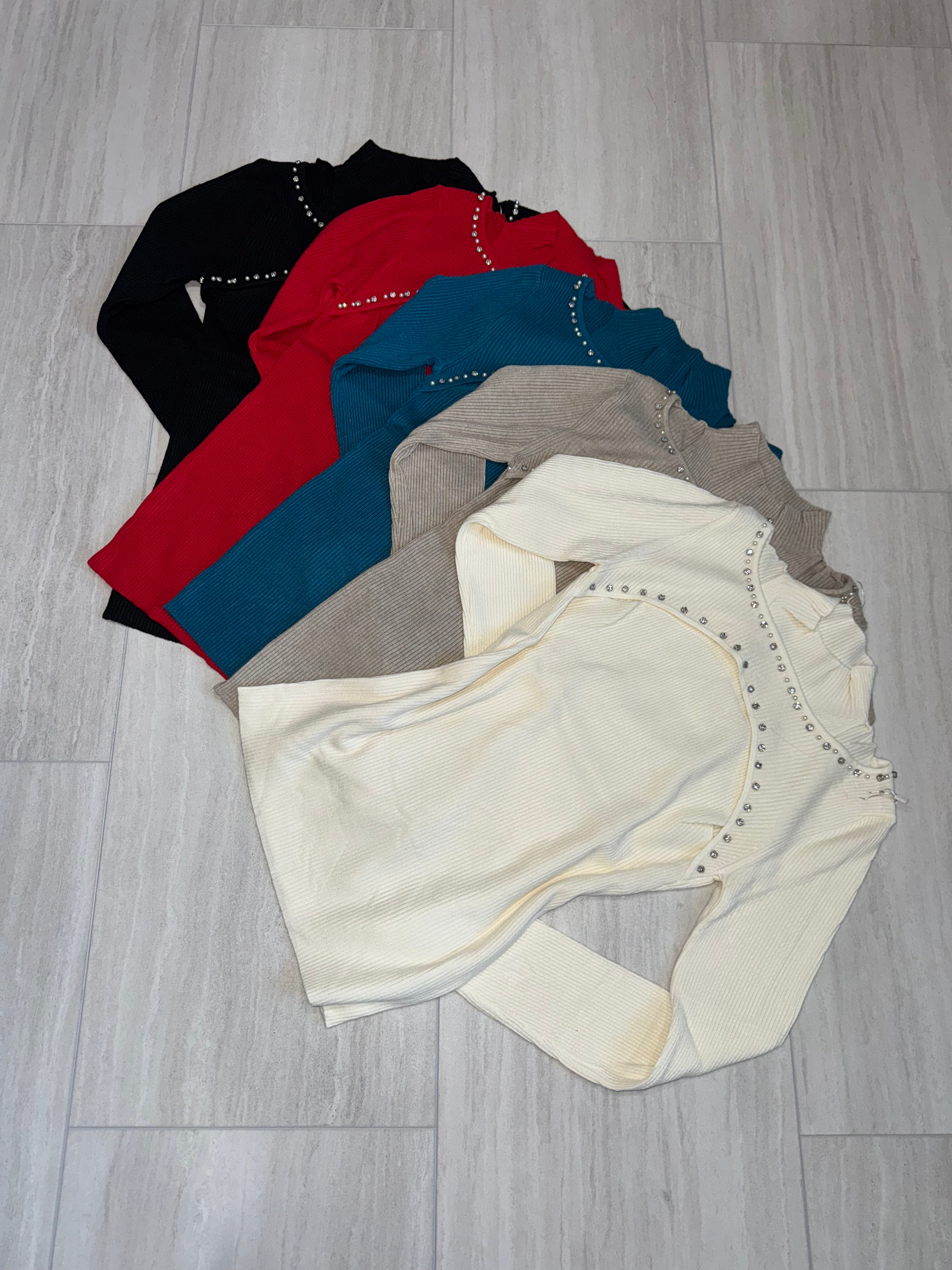 5633 Halo Ribbed Top