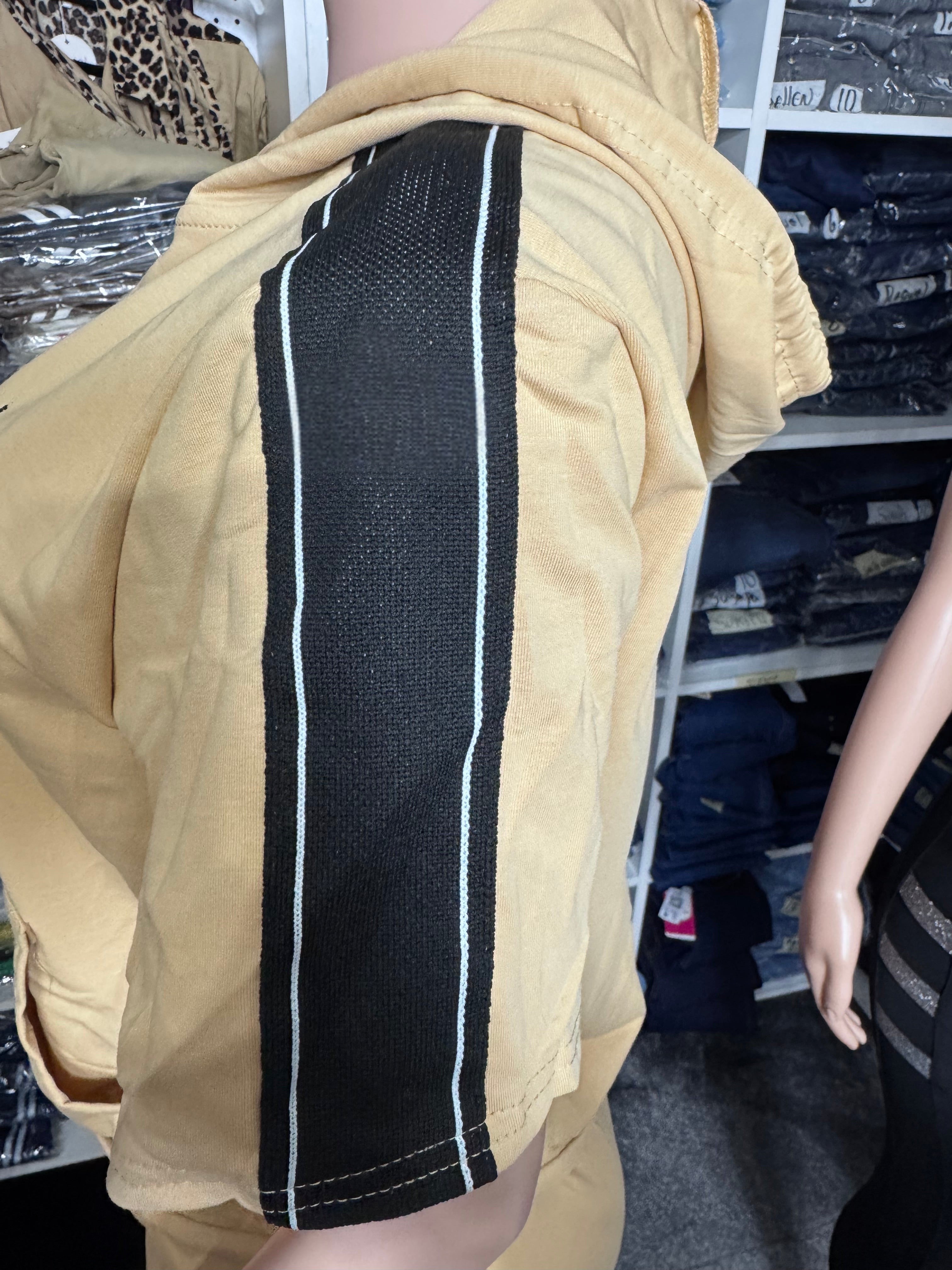 20004 2 Piece Sports Set with Embroidery Alondra Short Sleeve Zip Up OneSize (S-M-L)