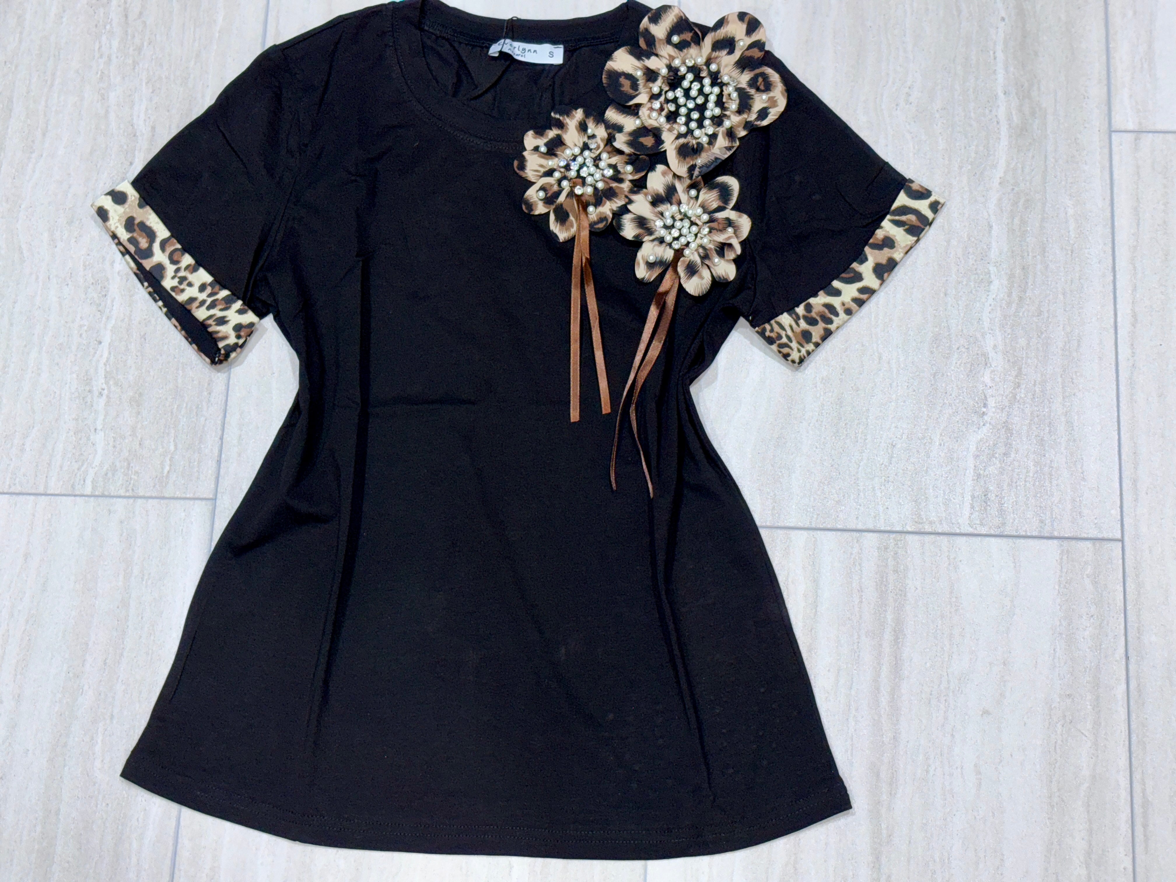 N1701 Wild Blossom Tee 🌹🐆