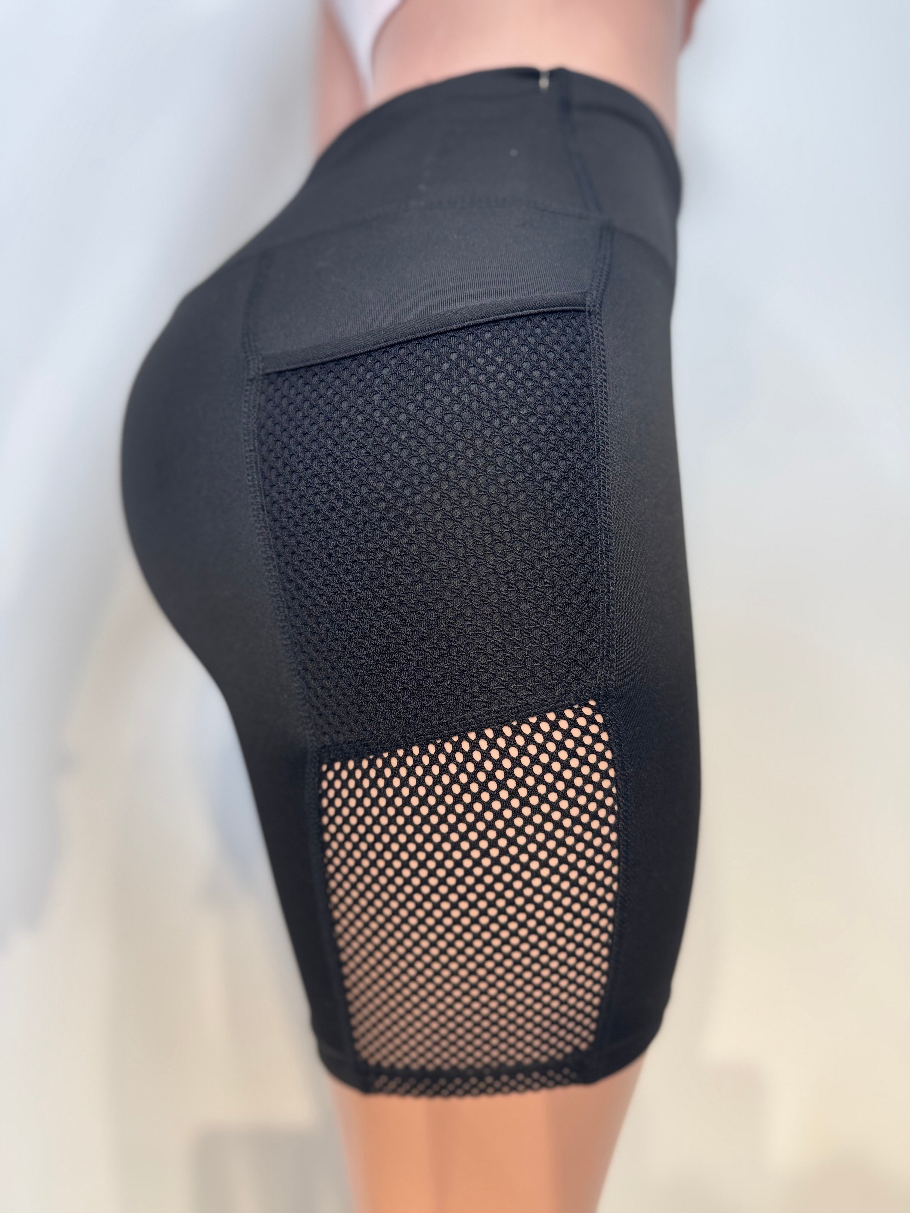 Y6693N Dark PowerMesh Pocket Biker Shorts