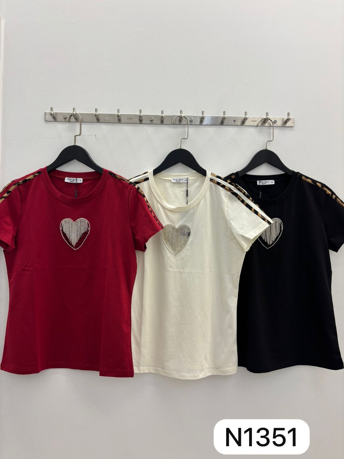 N1351 TShirt with Open Heart Design Rhinestones