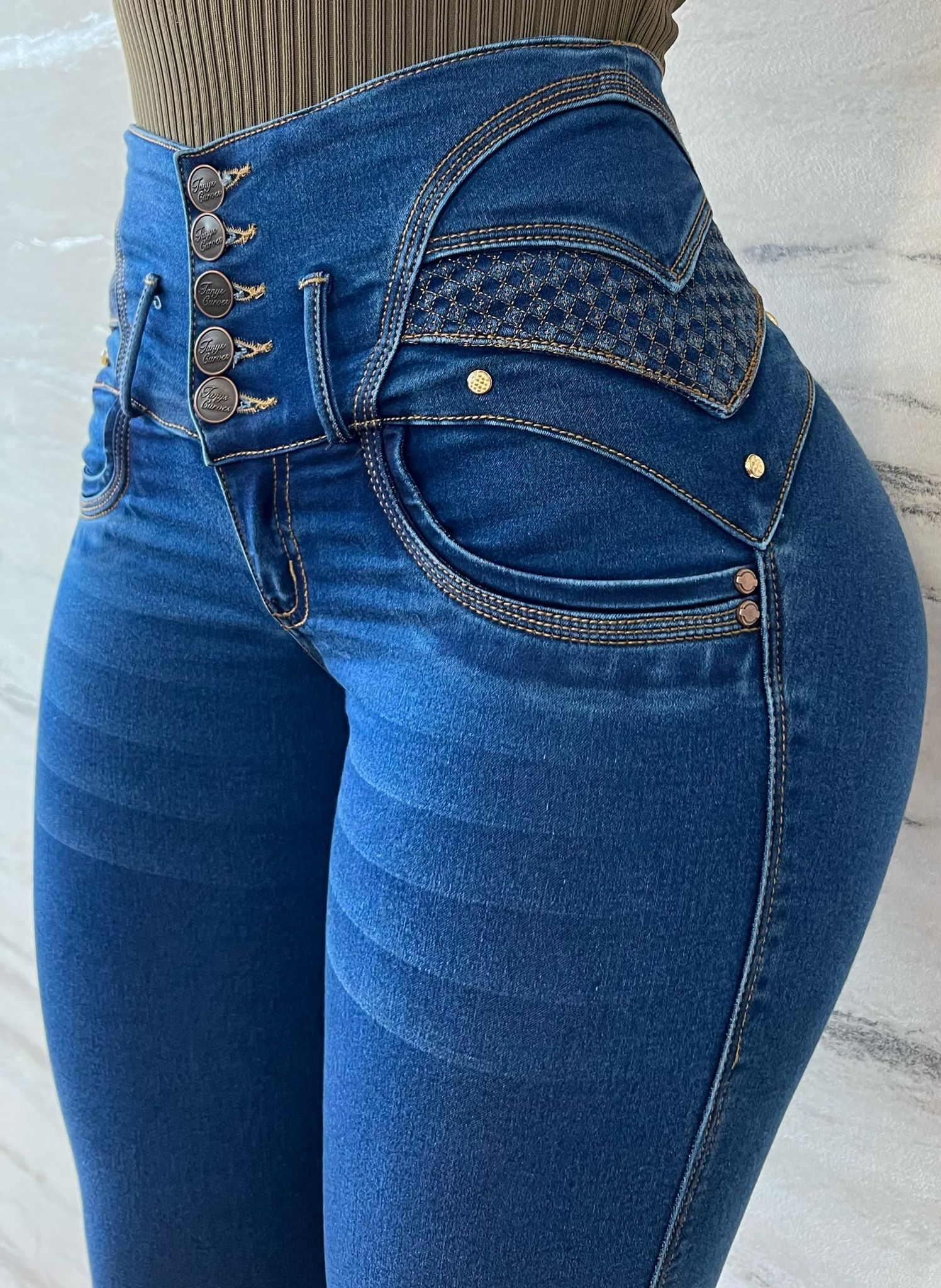 2307-AC Colombian Jean with internal girdle style 360 5 button style embroidery