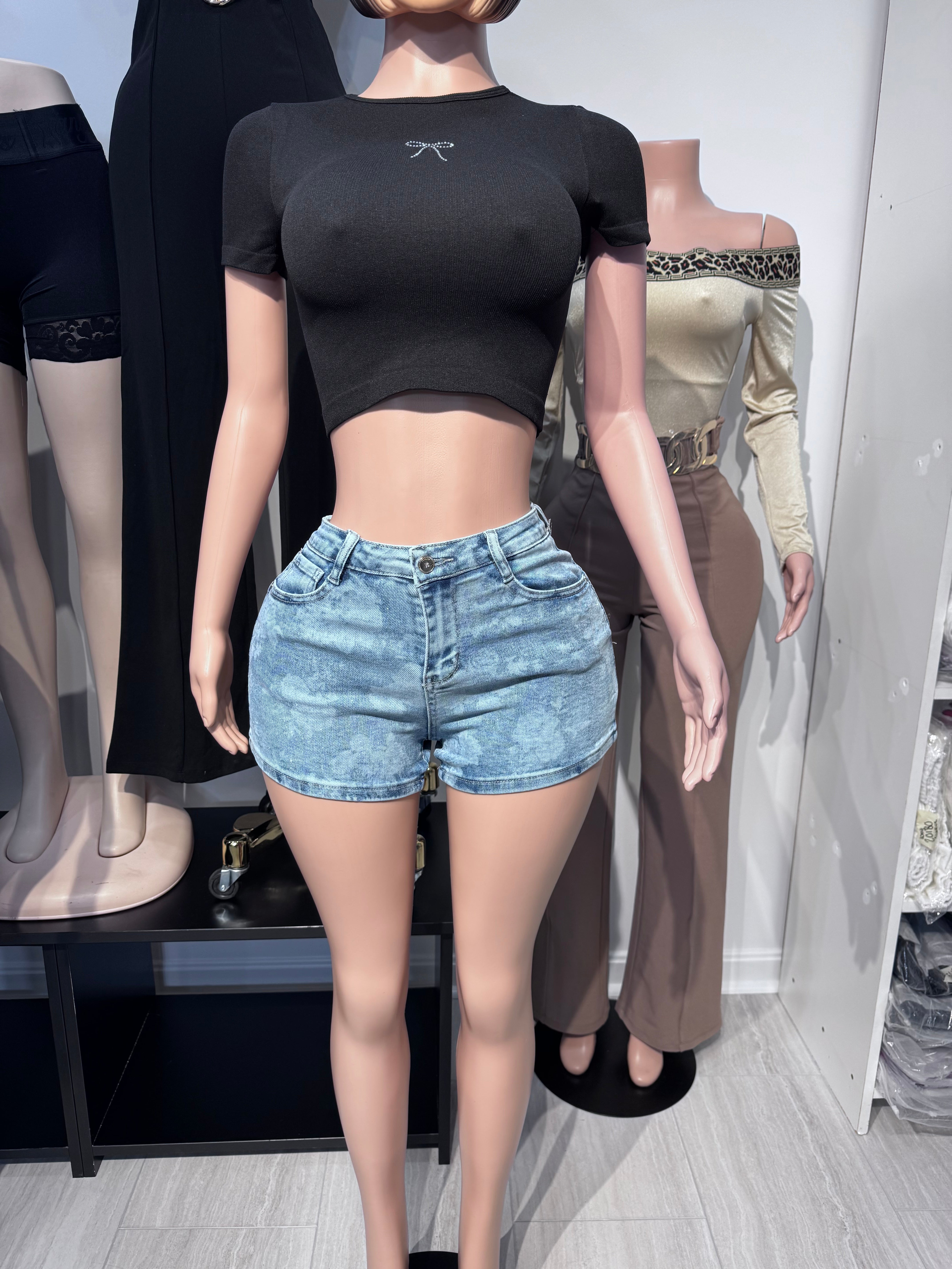 NR3126 Ice Wash High-Rise Denim Shorts