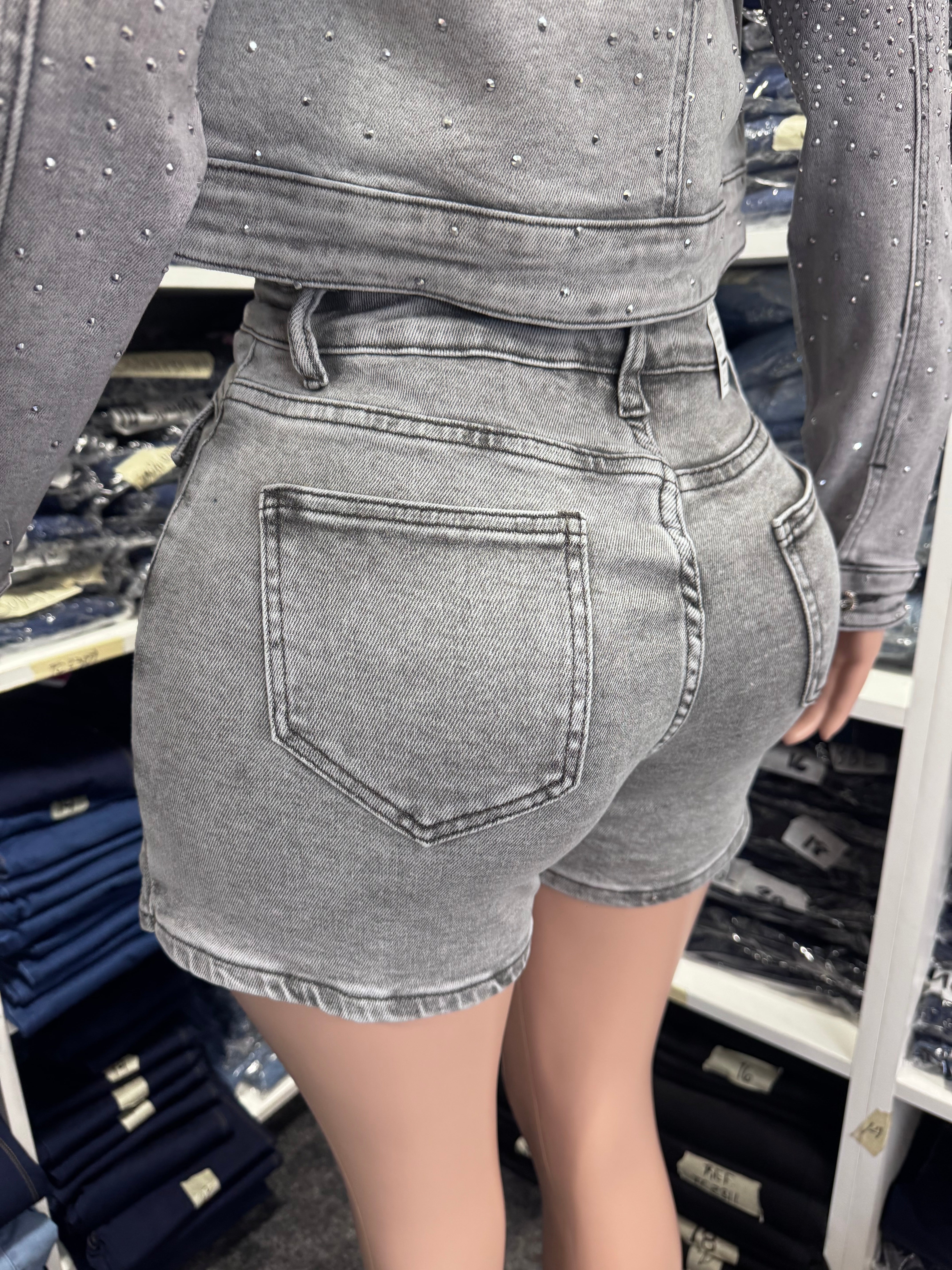 3031 Falda Jean short color gris estilo cargo