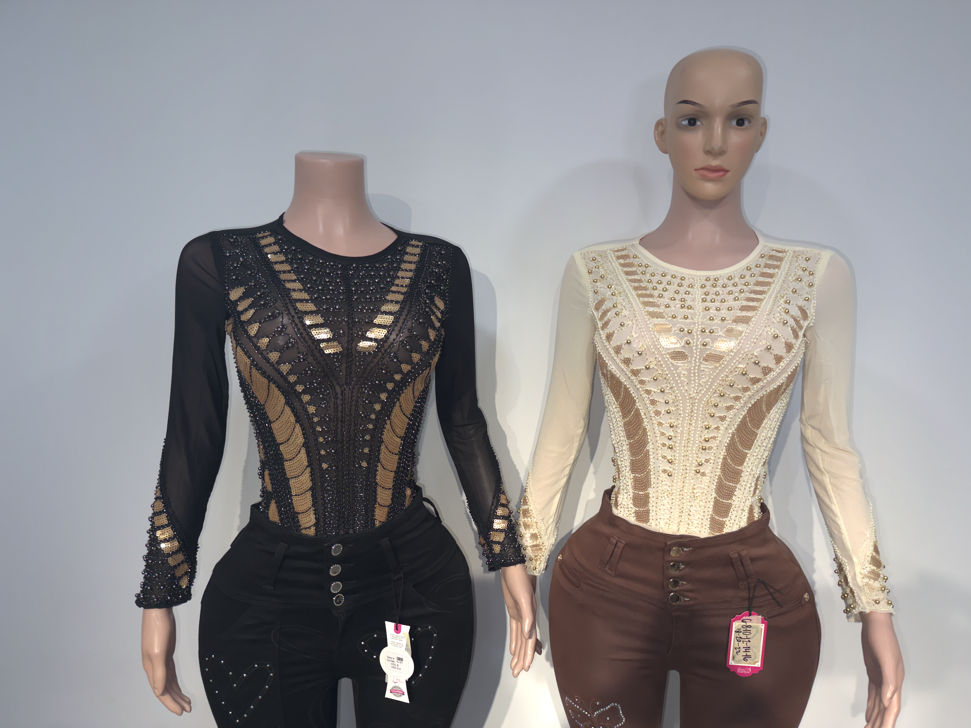 Sleek Comfort Ribbed Bodysuit with pearls